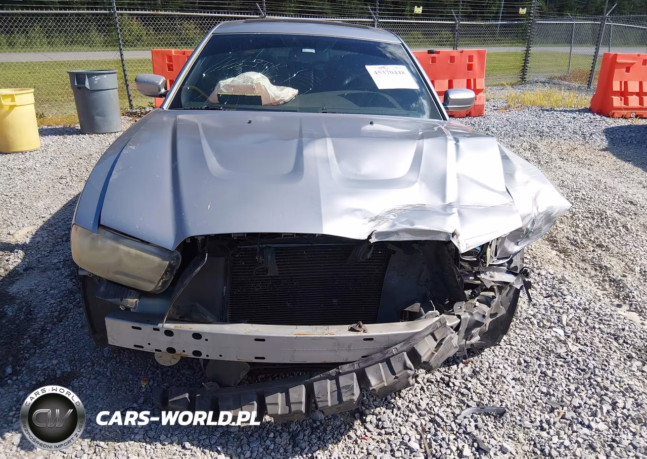 2011 Dodge Charger Rallye Plus VIN:2B3CL3CG5BH572230 - 6