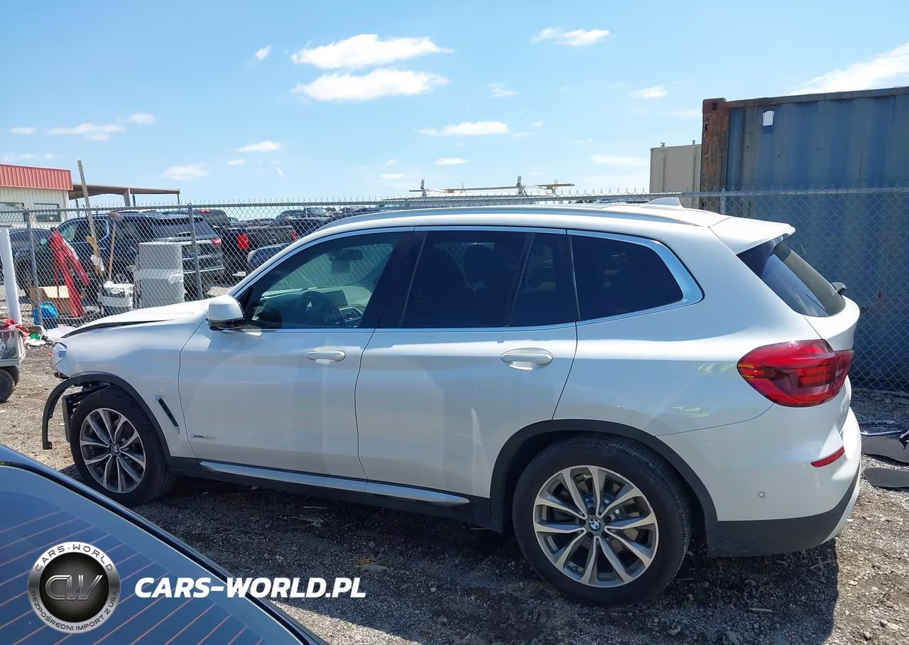 2018 BMW X3 xDrive30I VIN:5UXTR9C50JLC79174 - 15