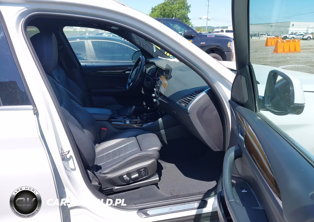 2018 BMW X3 xDrive30I VIN:5UXTR9C50JLC79174 - 5
