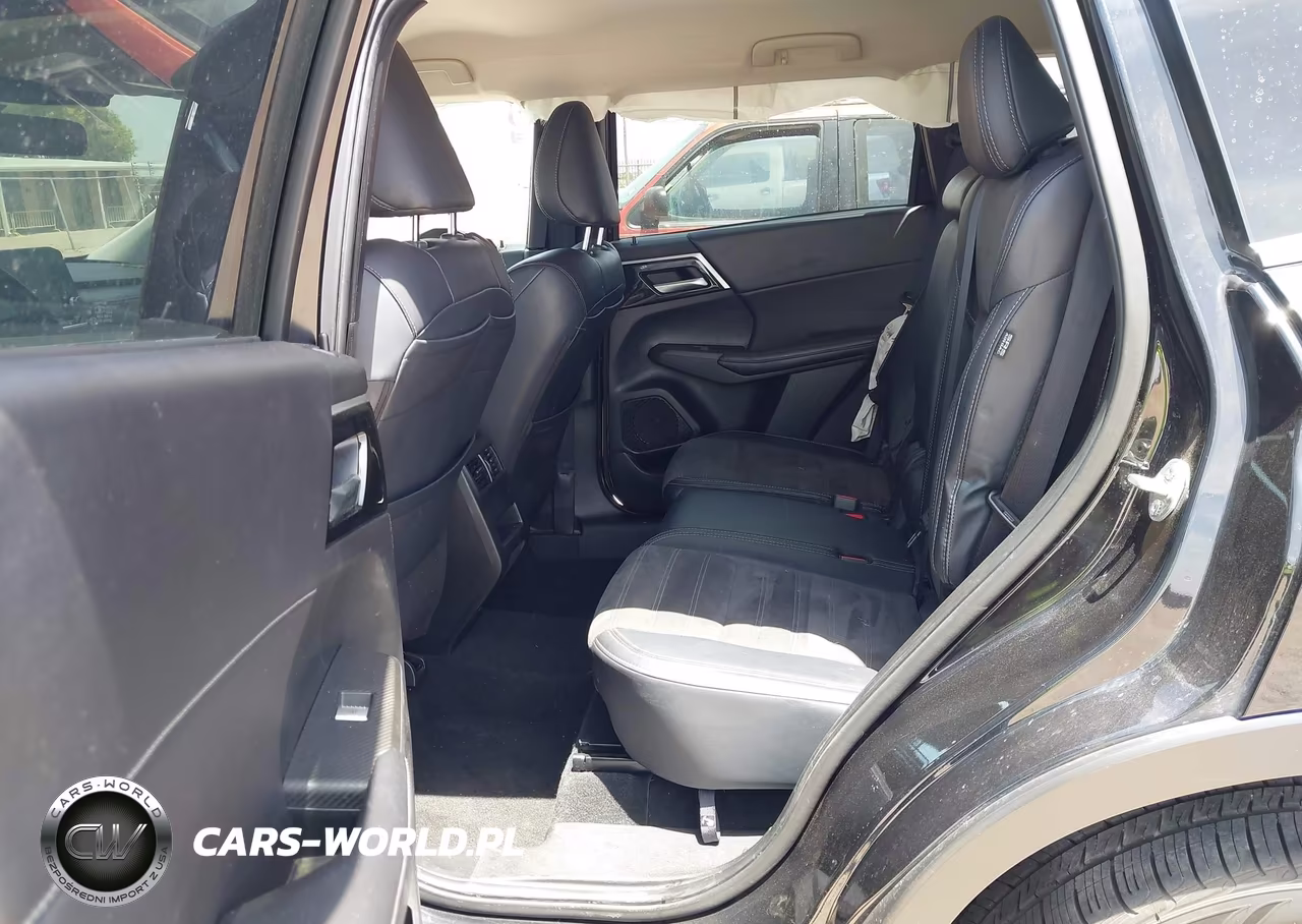 2024 Mitsubishi Outlander Se 2.5 S-Awc-Se Black Edition S-Awc-Se Black Edition W-Pano Roof S-Awc-Se Ralliart S-Awc VIN:JA4J4VA83RZ085431 - 8