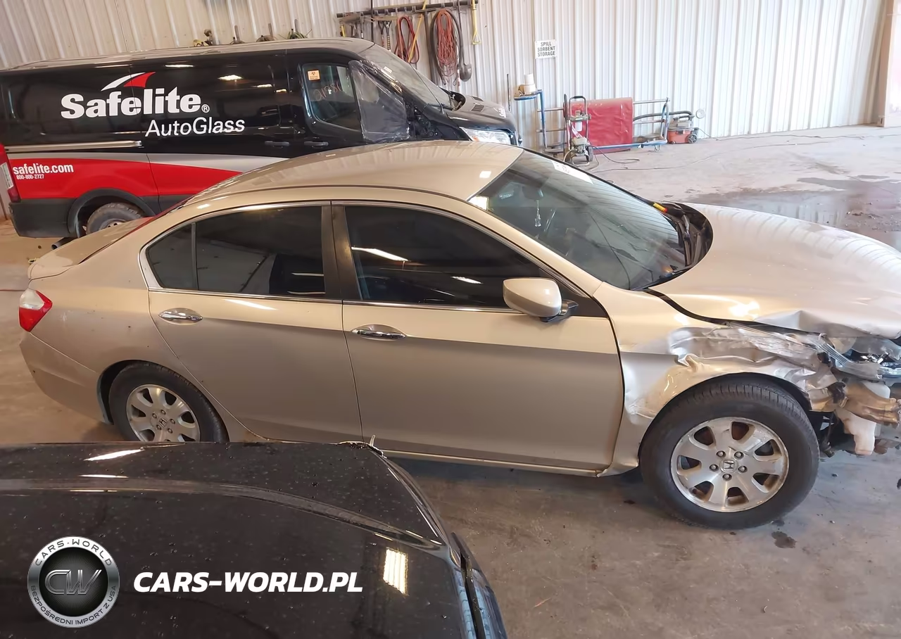 2015 Honda Accord Sport VIN:1HGCR2F52FA093500 - 13