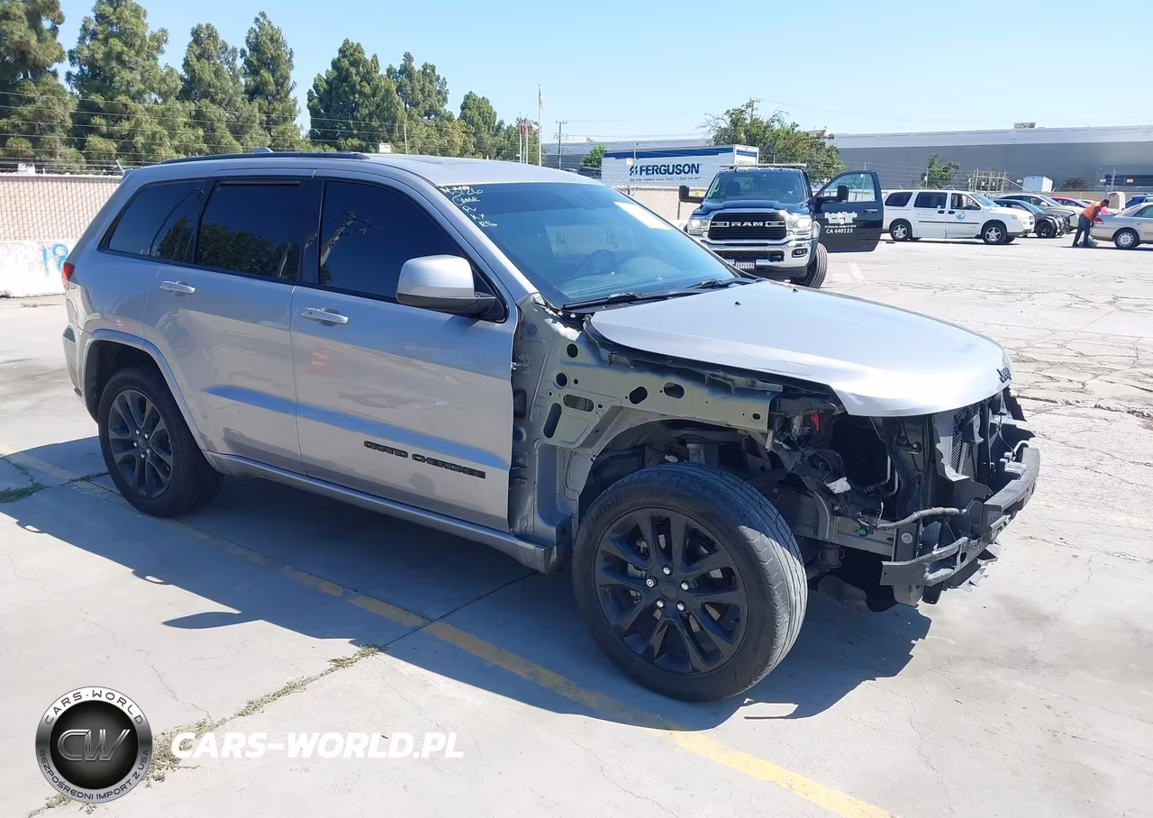 2020 Jeep Grand Cherokee Altitude 4X2 – zdjęcie 1 z 16