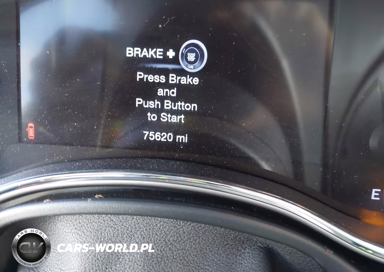 2020 Jeep Grand Cherokee Altitude 4X2 VIN:1C4RJEAG2LC391393 - 15