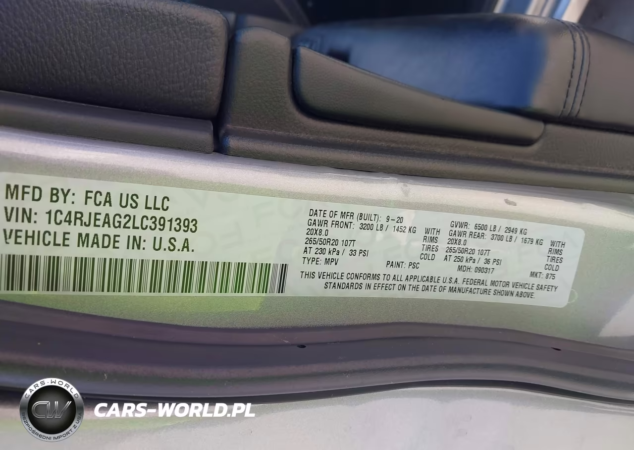 2020 Jeep Grand Cherokee Altitude 4X2 VIN:1C4RJEAG2LC391393 - 9