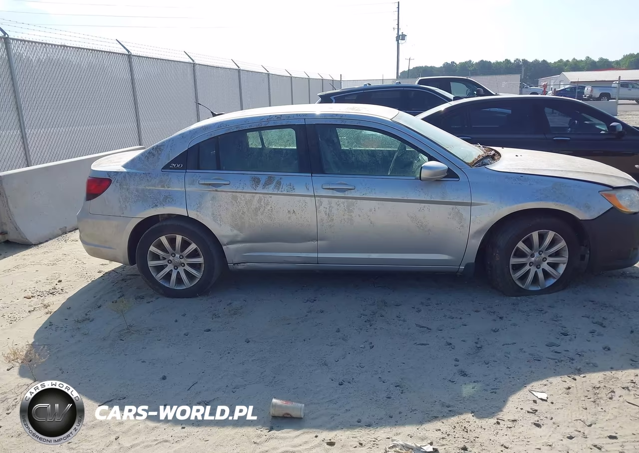 2012 Chrysler 200 Touring VIN:1C3CCBBB8CN288781 - 11