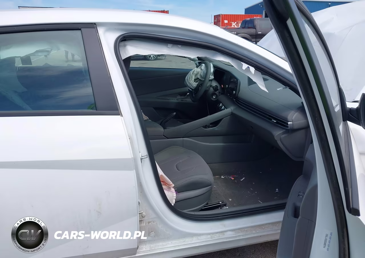 2025 Hyundai Elantra Se VIN:KMHLL4DG6SU085744 - 5