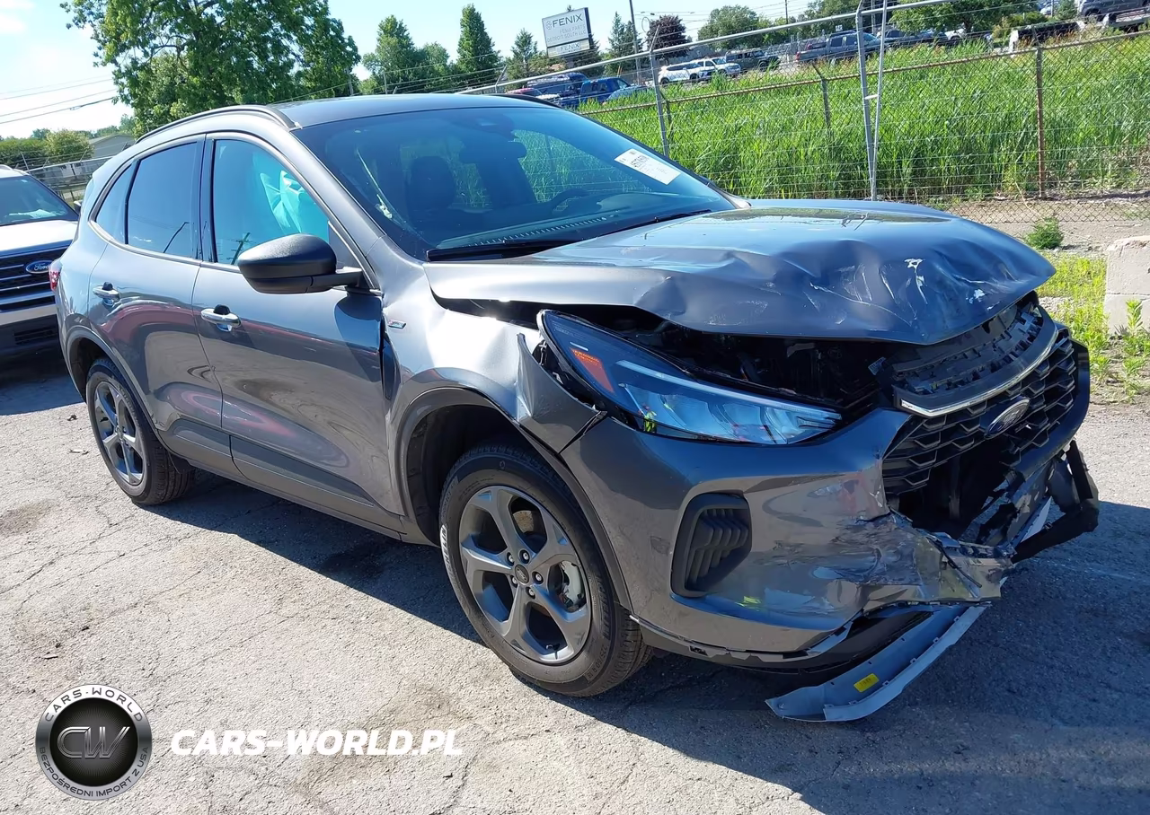 2025 Ford Escape St-Line – zdjęcie 1 z 16