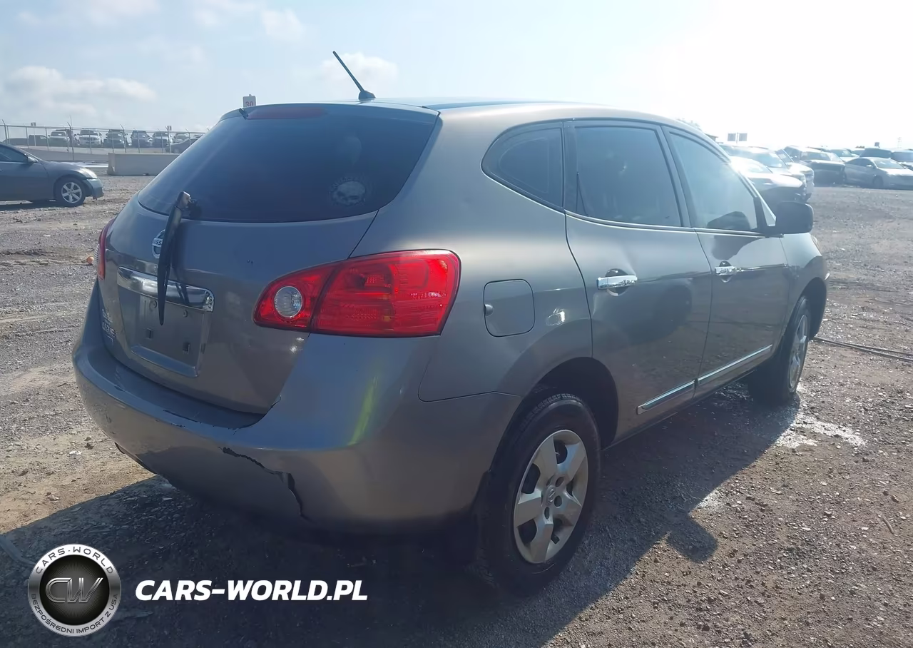 2014 Nissan Rogue Select S VIN:JN8AS5MT3EW605798 - 4