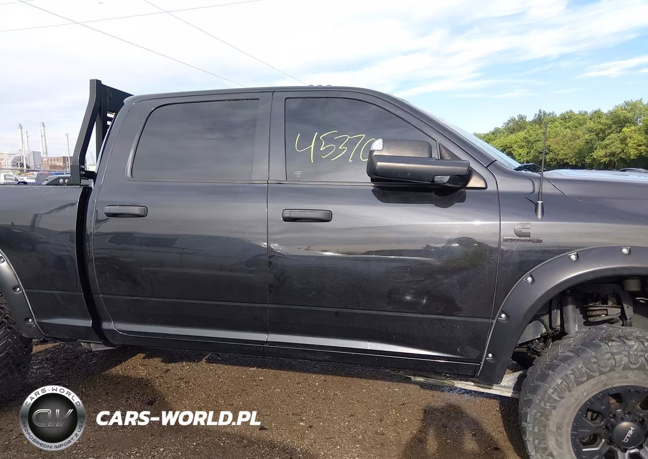 2018 Ram 2500 Tradesman 4X4 6'4 Box VIN:3C6UR5CL9JG153975 - 13