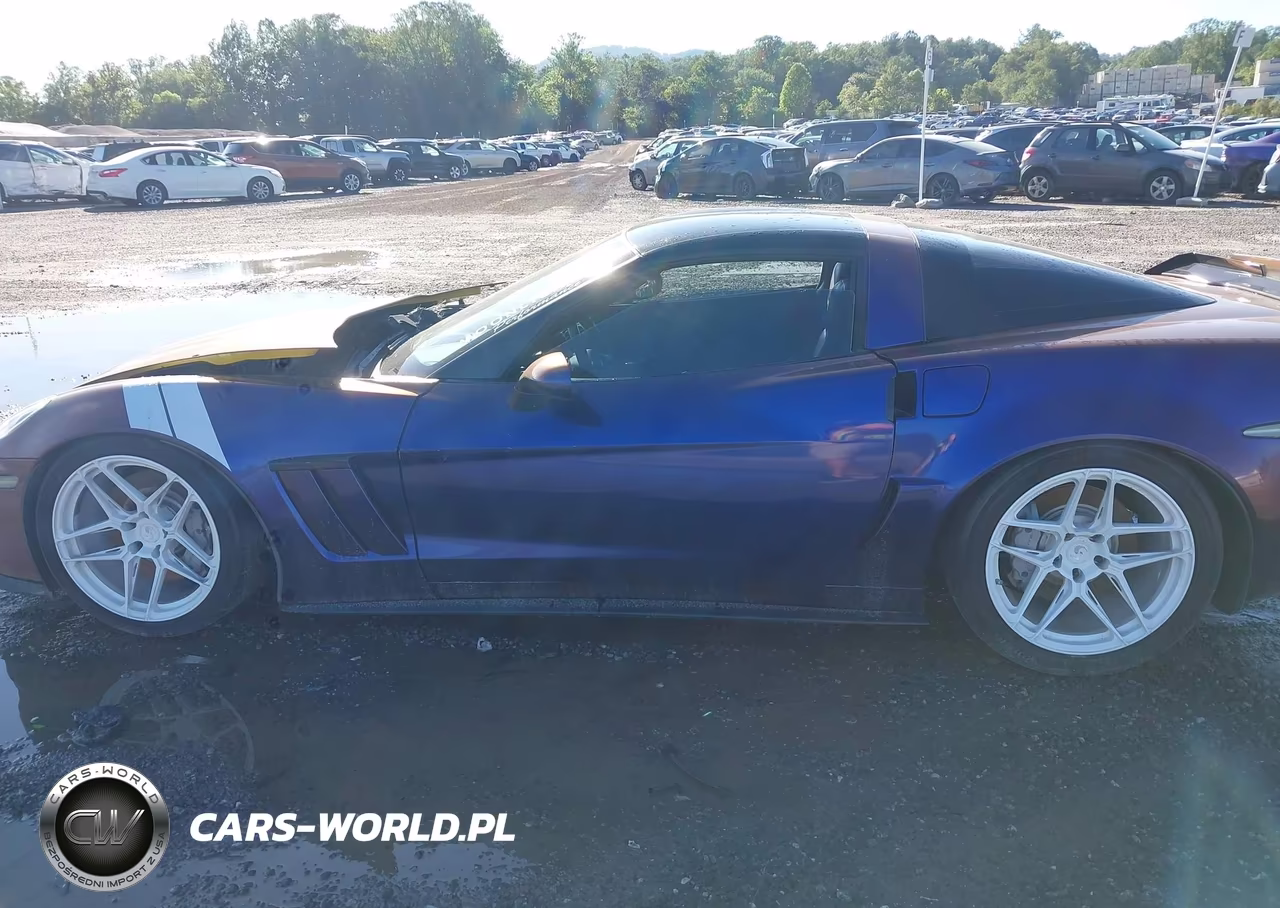 2010 Chevrolet Corvette Grand Sport VIN:1G1YS2DW2A5102257 - 13