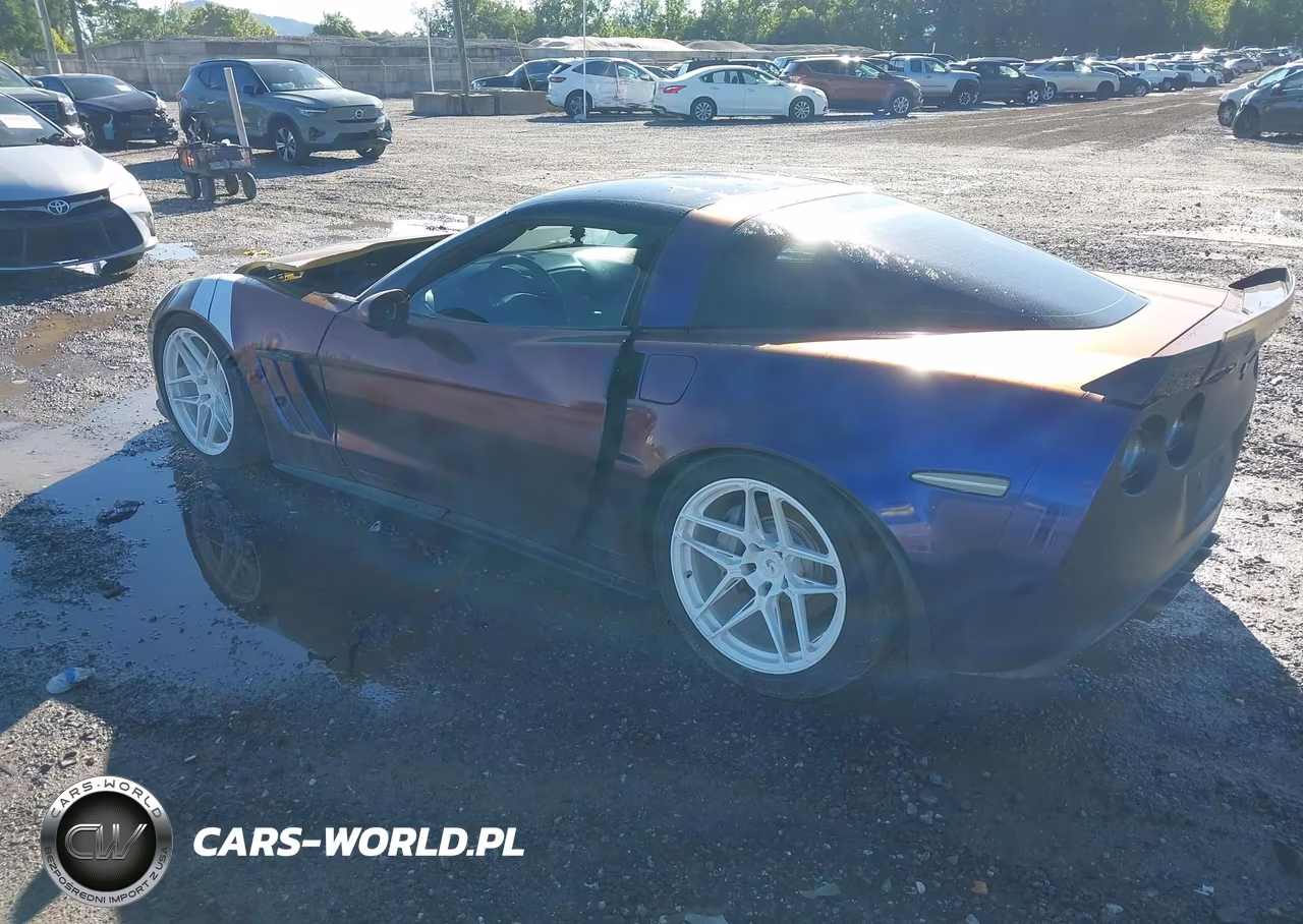2010 Chevrolet Corvette Grand Sport VIN:1G1YS2DW2A5102257 - 3
