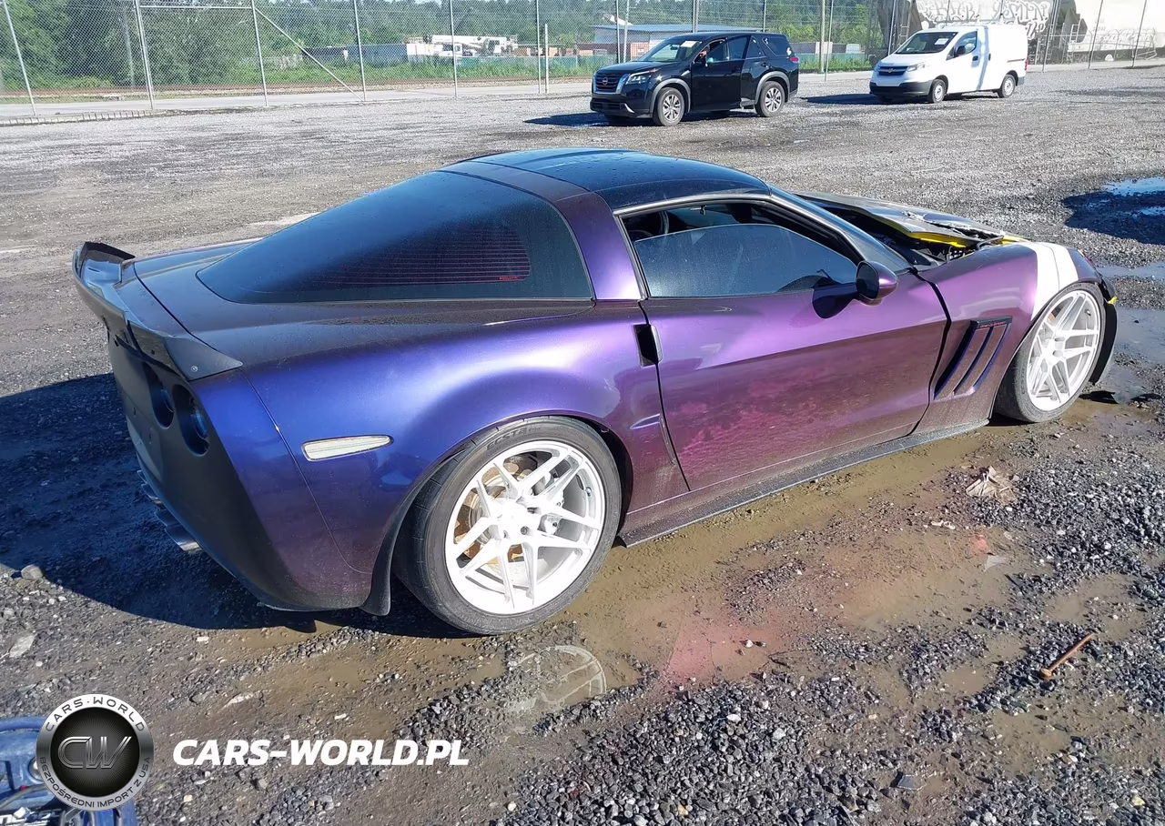 2010 Chevrolet Corvette Grand Sport VIN:1G1YS2DW2A5102257 - 4