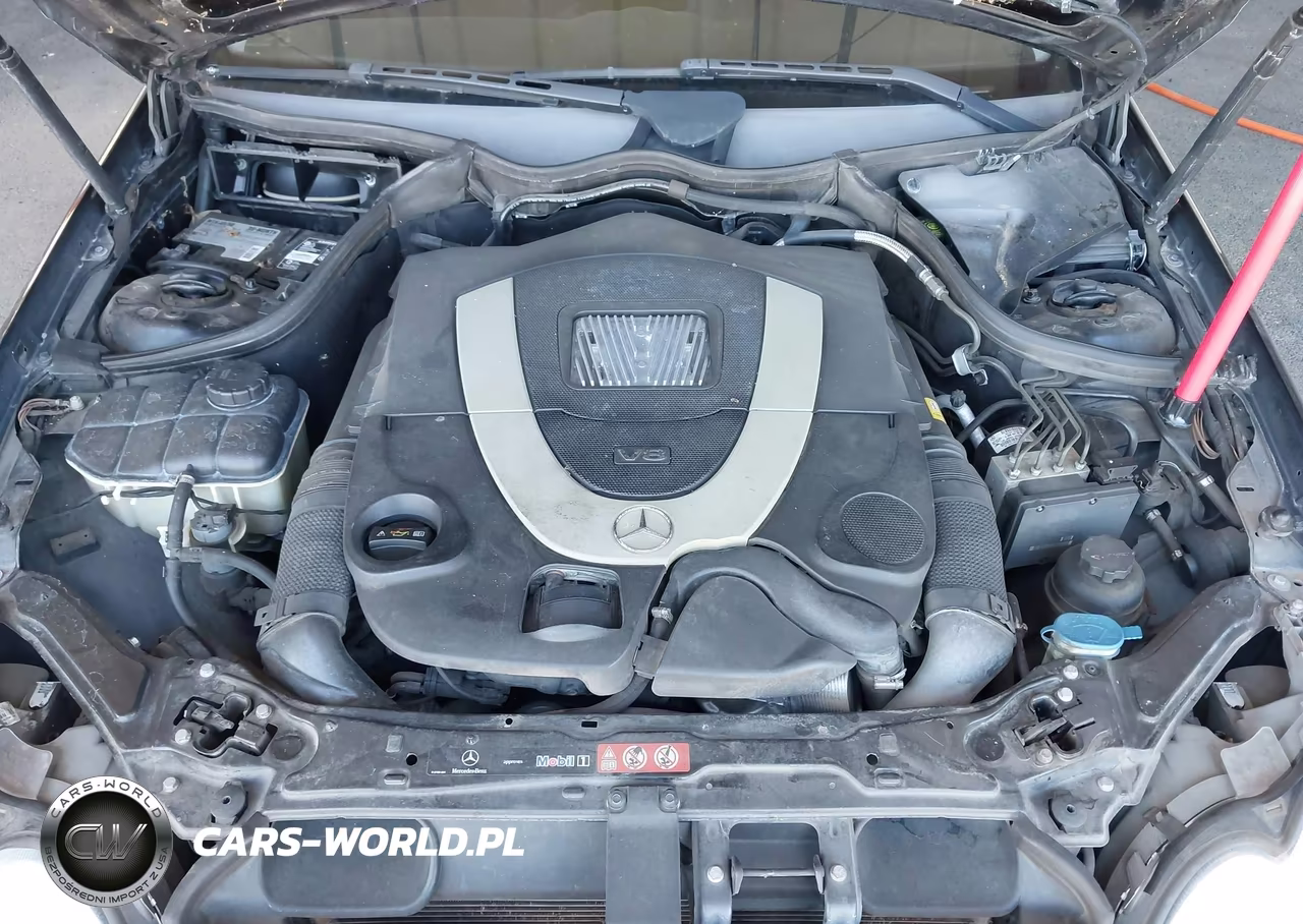 2009 Mercedes-Benz Clk 550 VIN:WDBTJ72HX9F261666 - 10