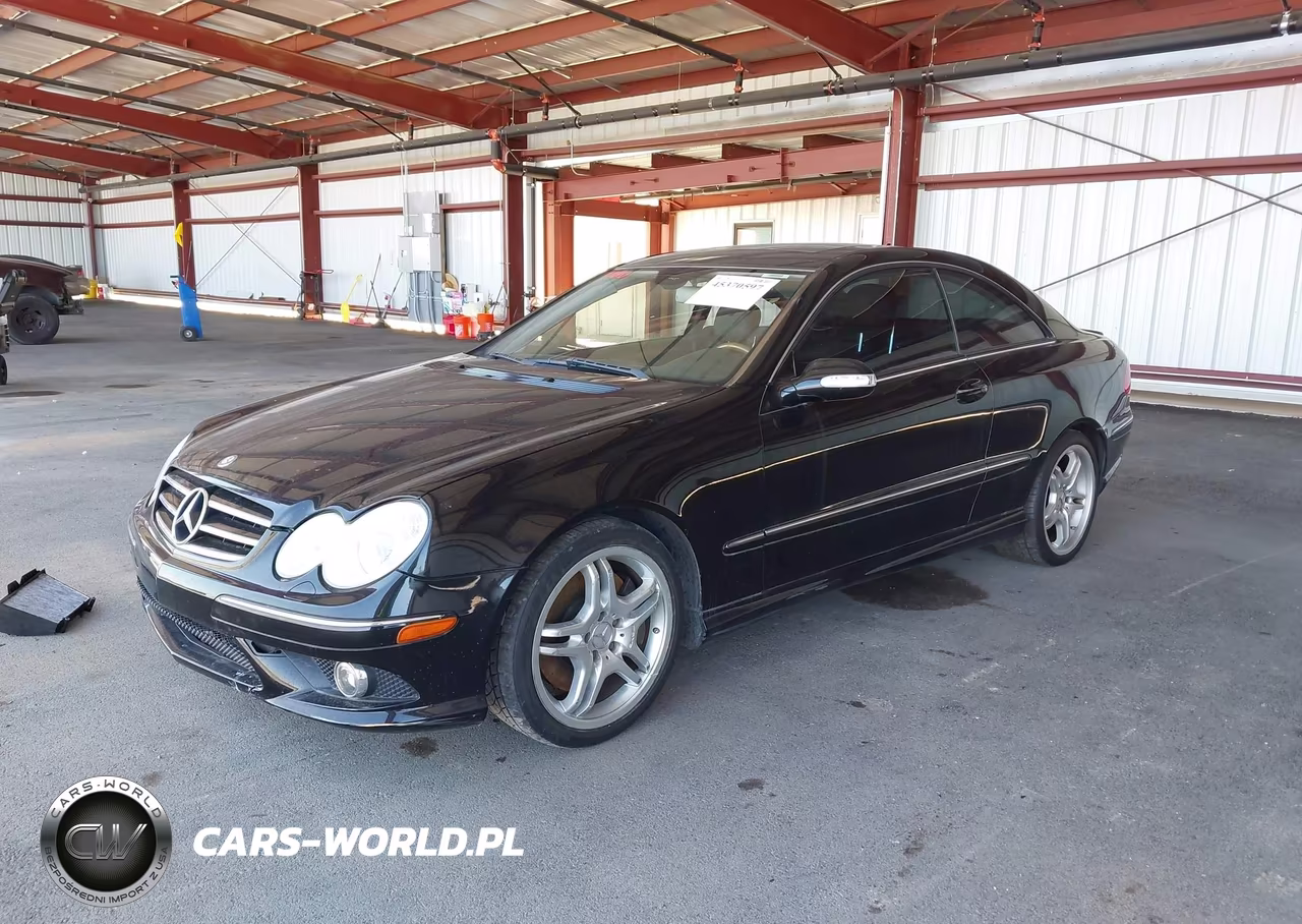 2009 Mercedes-Benz Clk 550 VIN:WDBTJ72HX9F261666 - 2