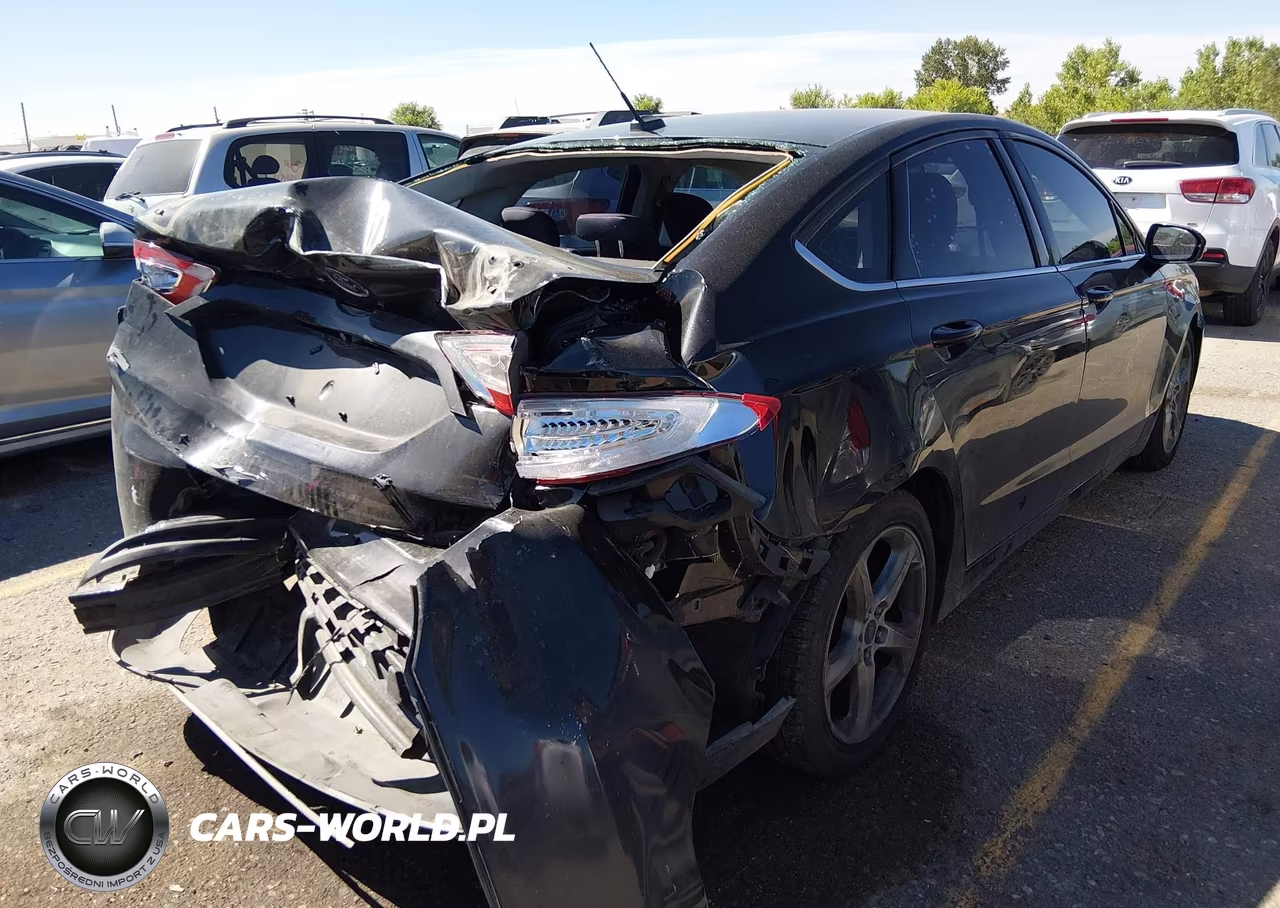 2015 Ford Fusion Se VIN:3FA6P0H75FR257824 - 4