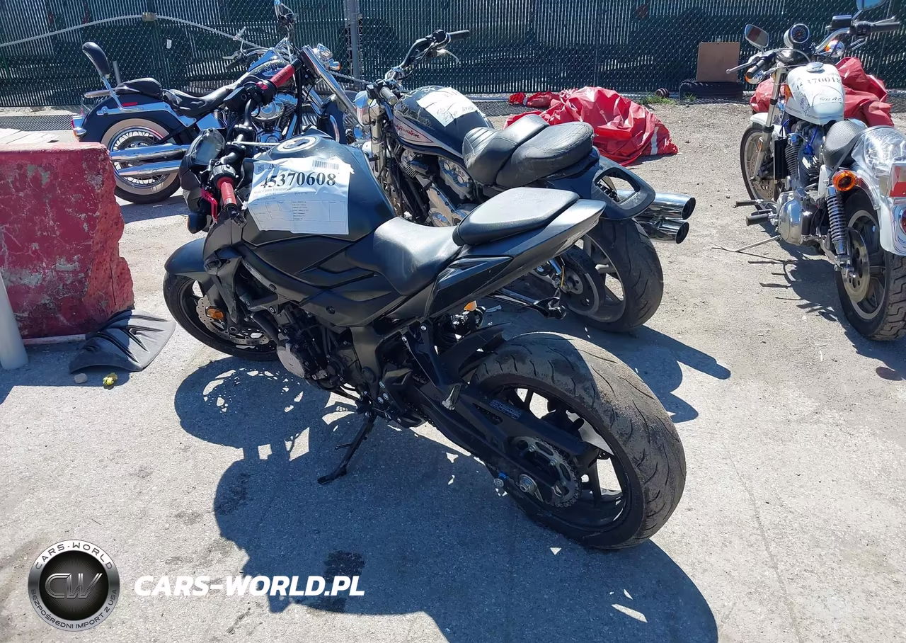 2022 Suzuki Gsx-S750 M-Z VIN:JS1C533B9N7101060 - 3