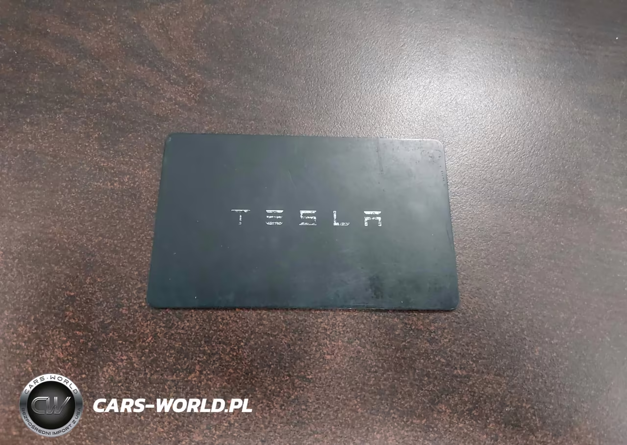 2022 Tesla Model Y Long Range Dual Motor All-Wheel Drive VIN:7SAYGAEE8NF365837 - 10