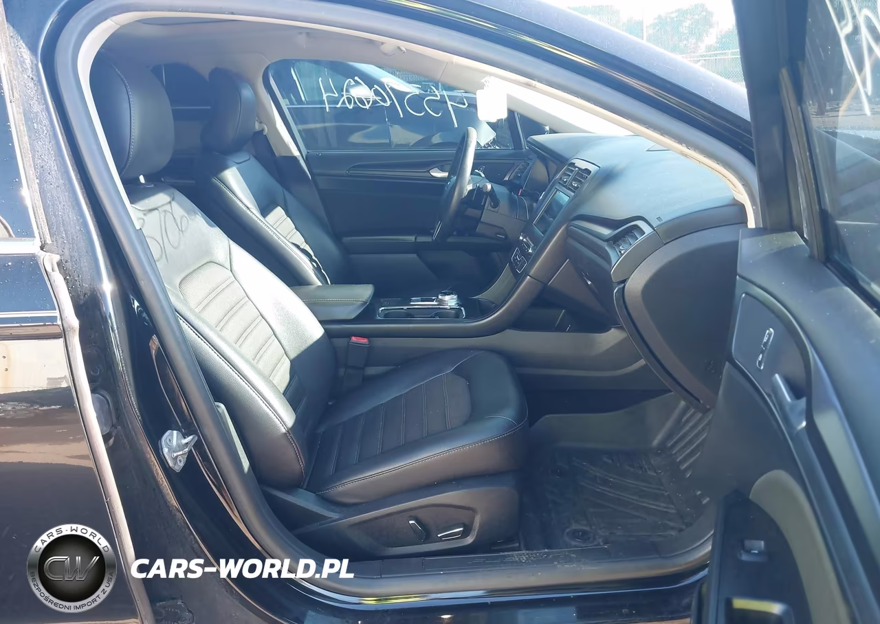 2018 Ford Fusion Se VIN:3FA6P0HD1JR126520 - 5