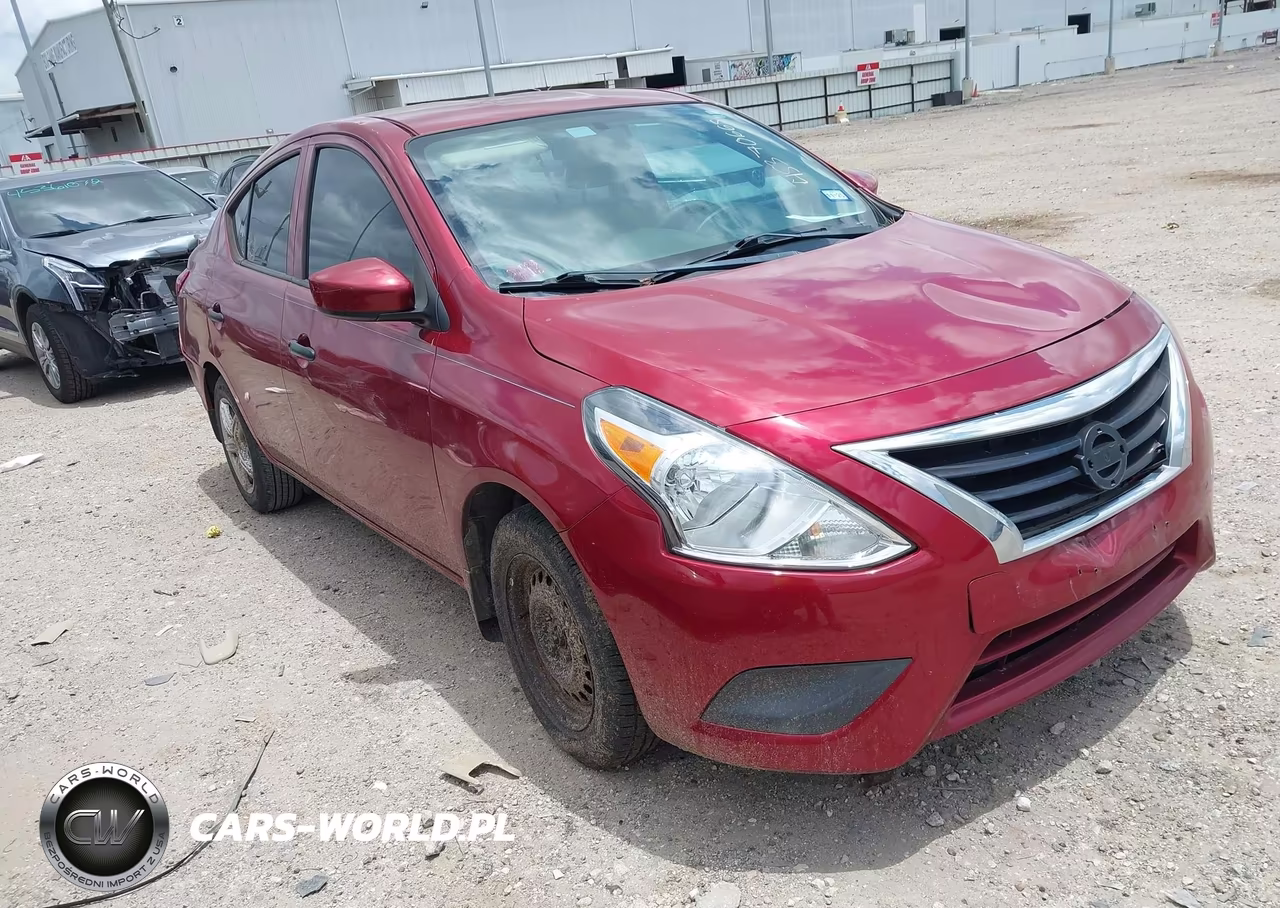 2018 Nissan Versa 1.6 S+ – zdjęcie 1 z 11