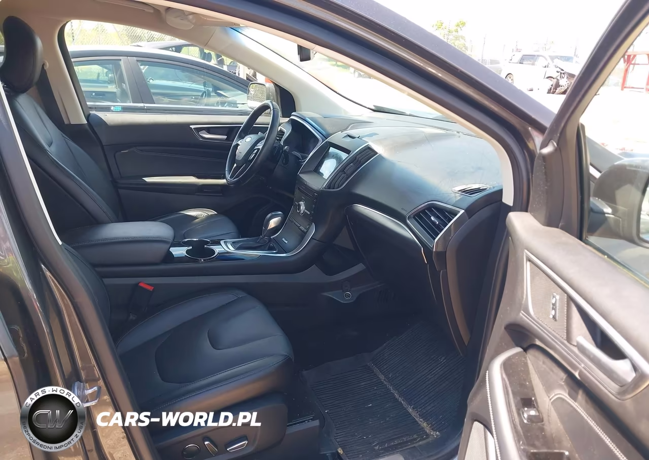 2018 Ford Edge Titanium VIN:2FMPK4K8XJBB37106 - 5