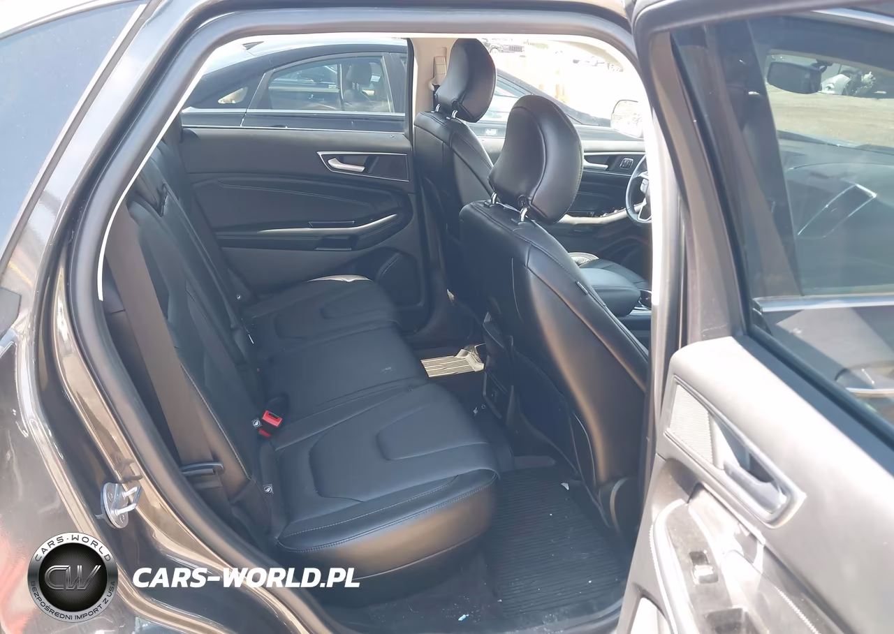2018 Ford Edge Titanium VIN:2FMPK4K8XJBB37106 - 8