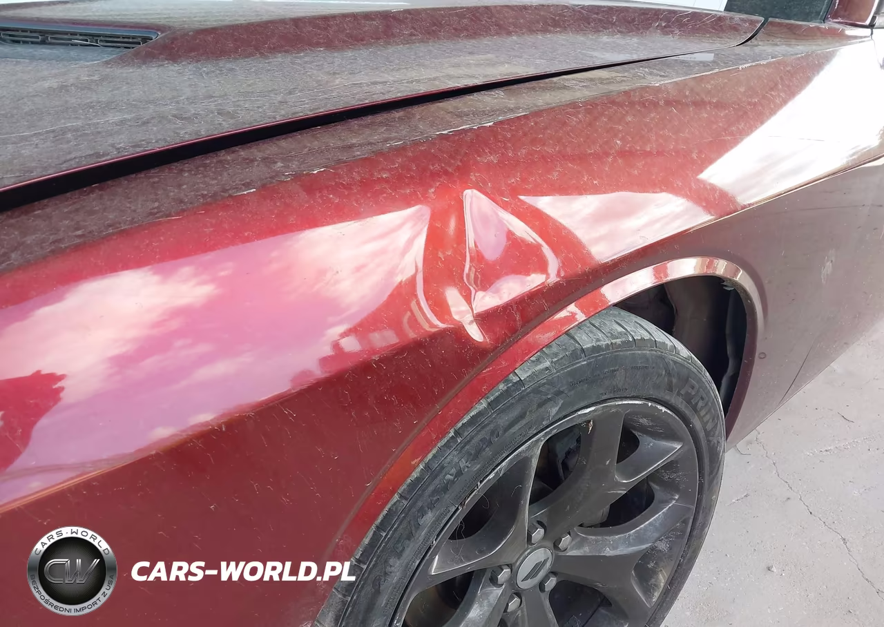 2018 Dodge Challenger Sxt Plus VIN:2C3CDZAG2JH327695 - 17