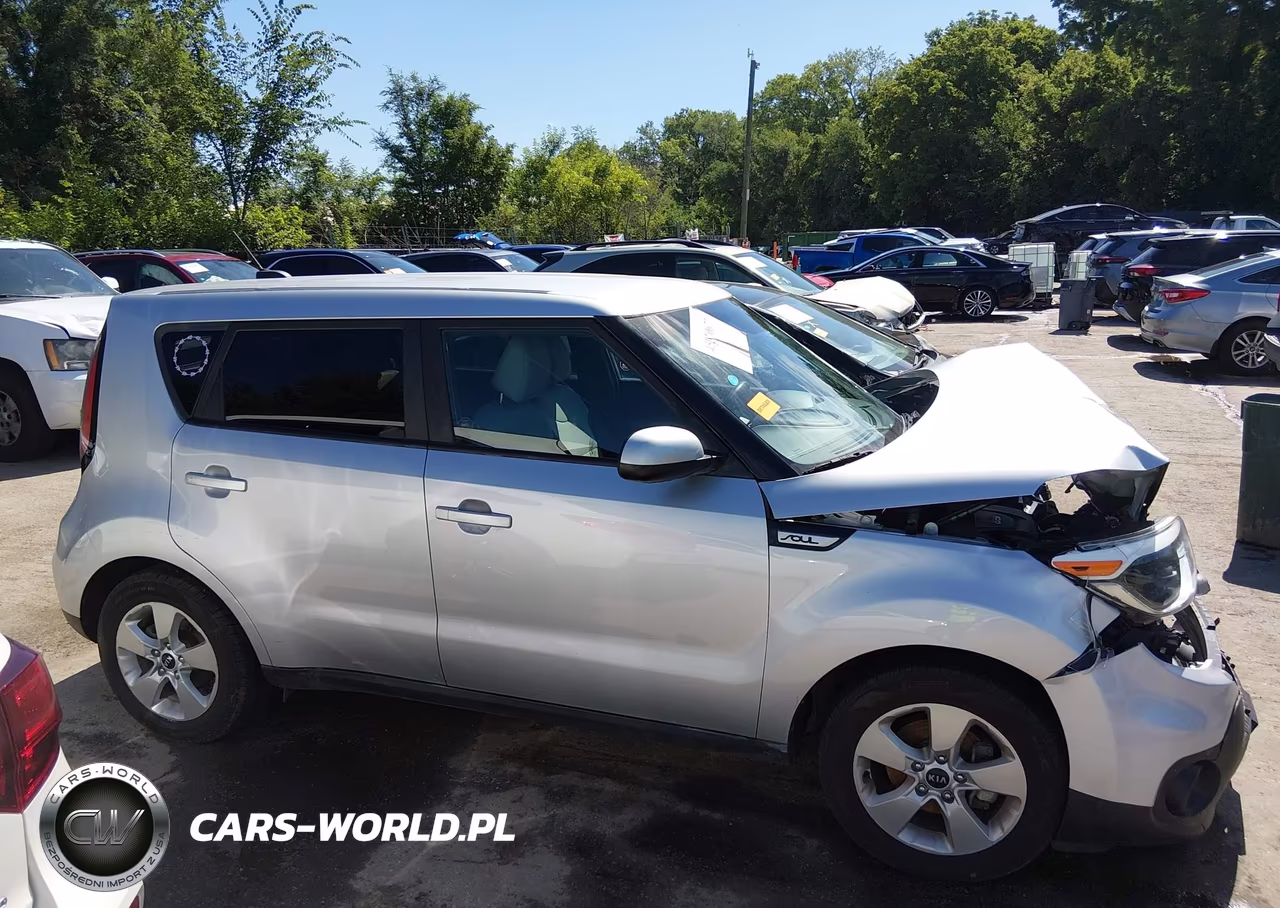 2017 Kia Soul VIN:KNDJN2A24H7484274 - 13