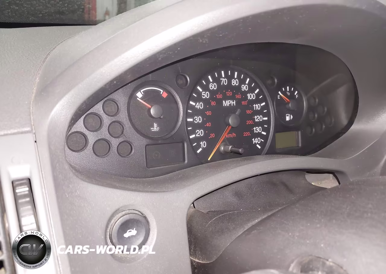 2005 Ford Focus Zx4 VIN:1FAFP34N35W201205 - 7