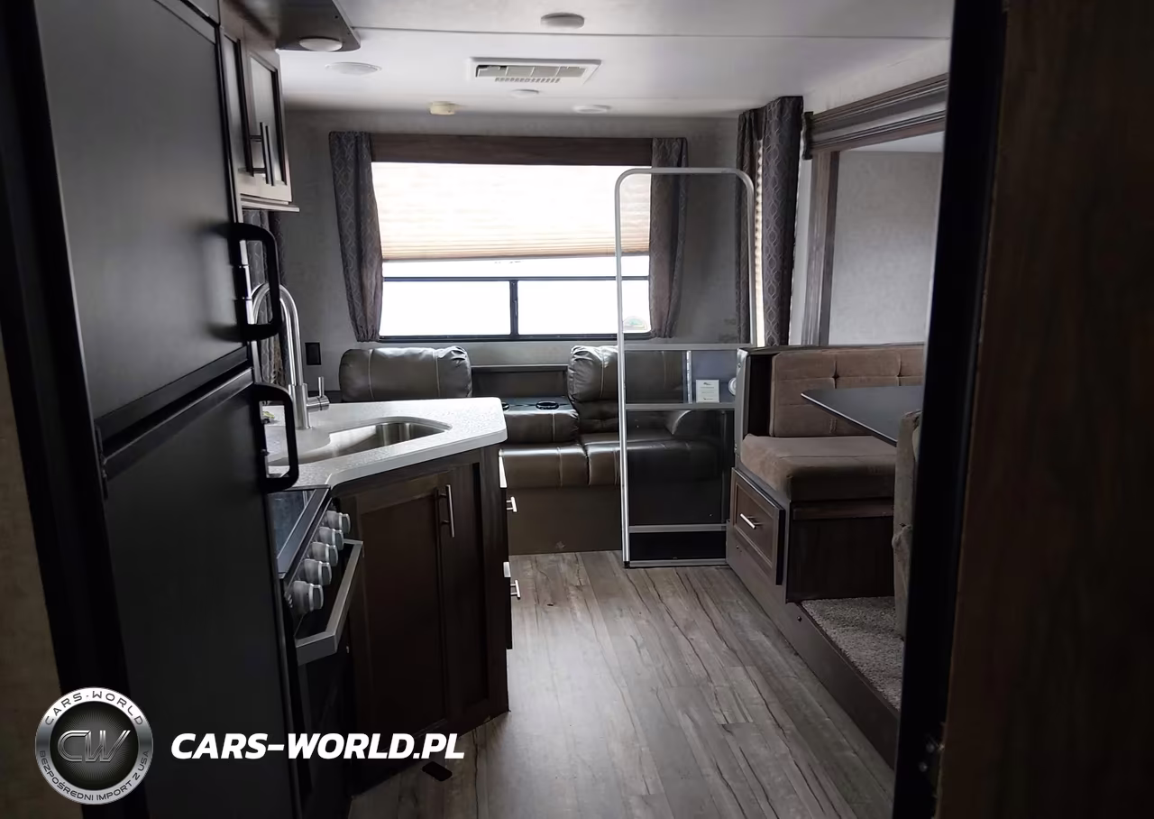 2019 Forest River Cherokee Grey Wolf S VIN:4X4TCKY23KK054514 - 8