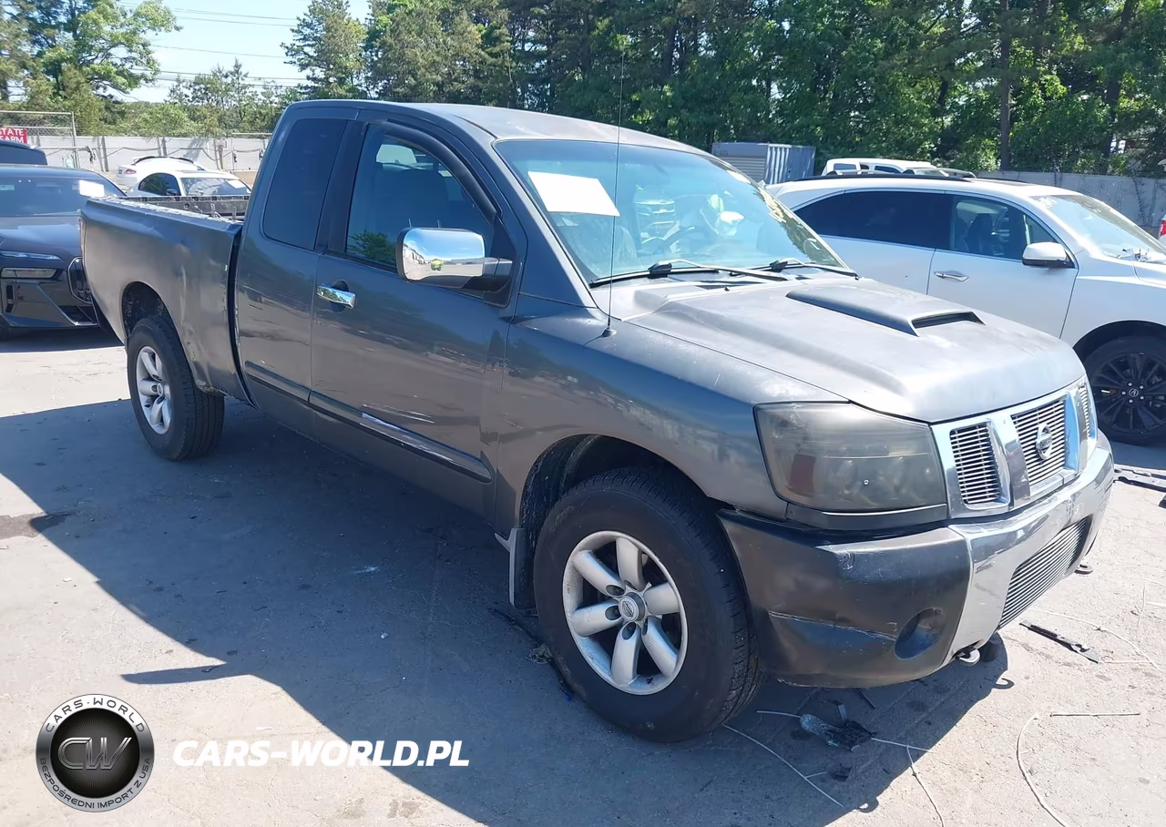 2004 Nissan Titan Se