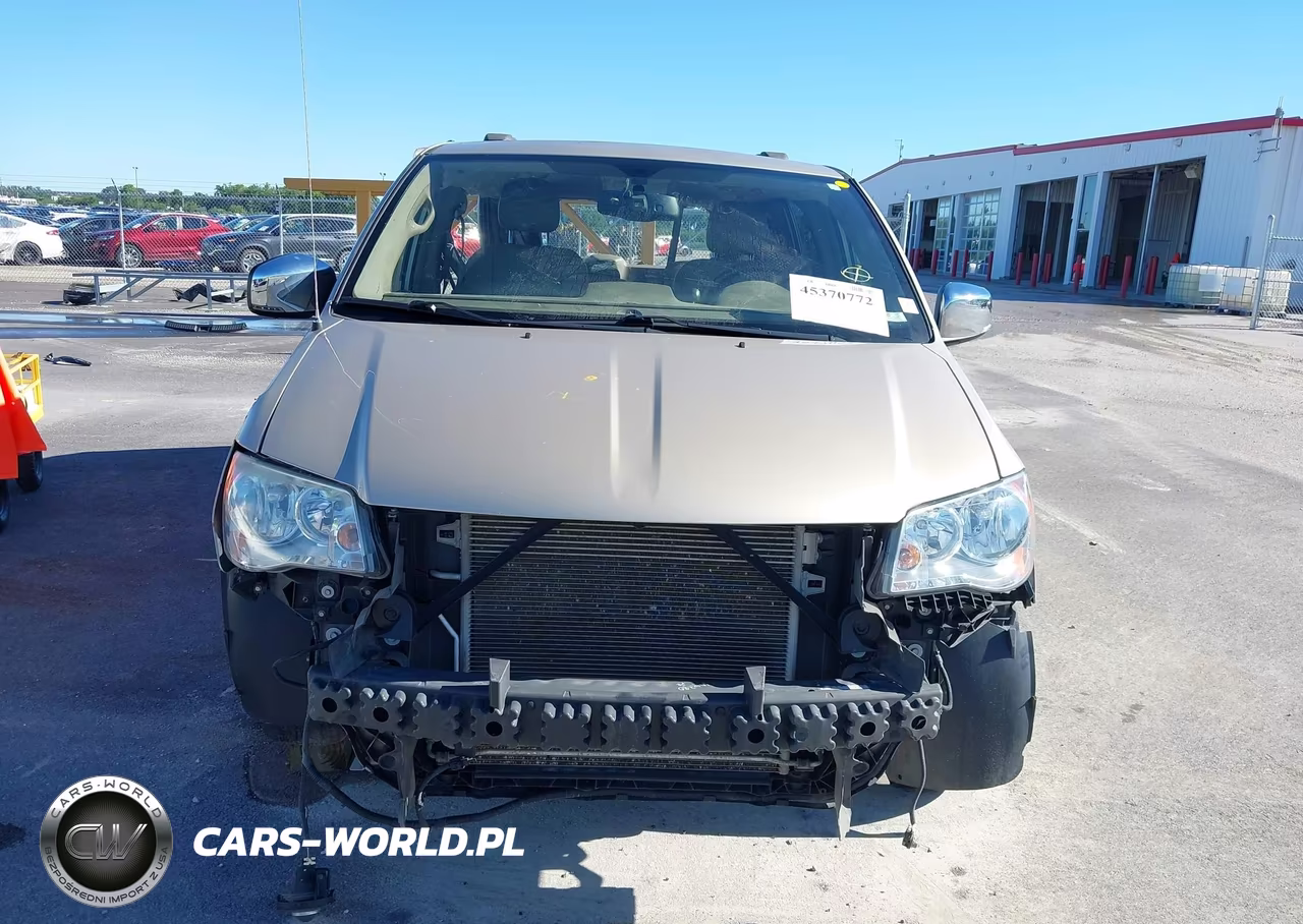 2013 Chrysler Town & Country Touring-L VIN:2C4RC1CG3DR537860 - 11