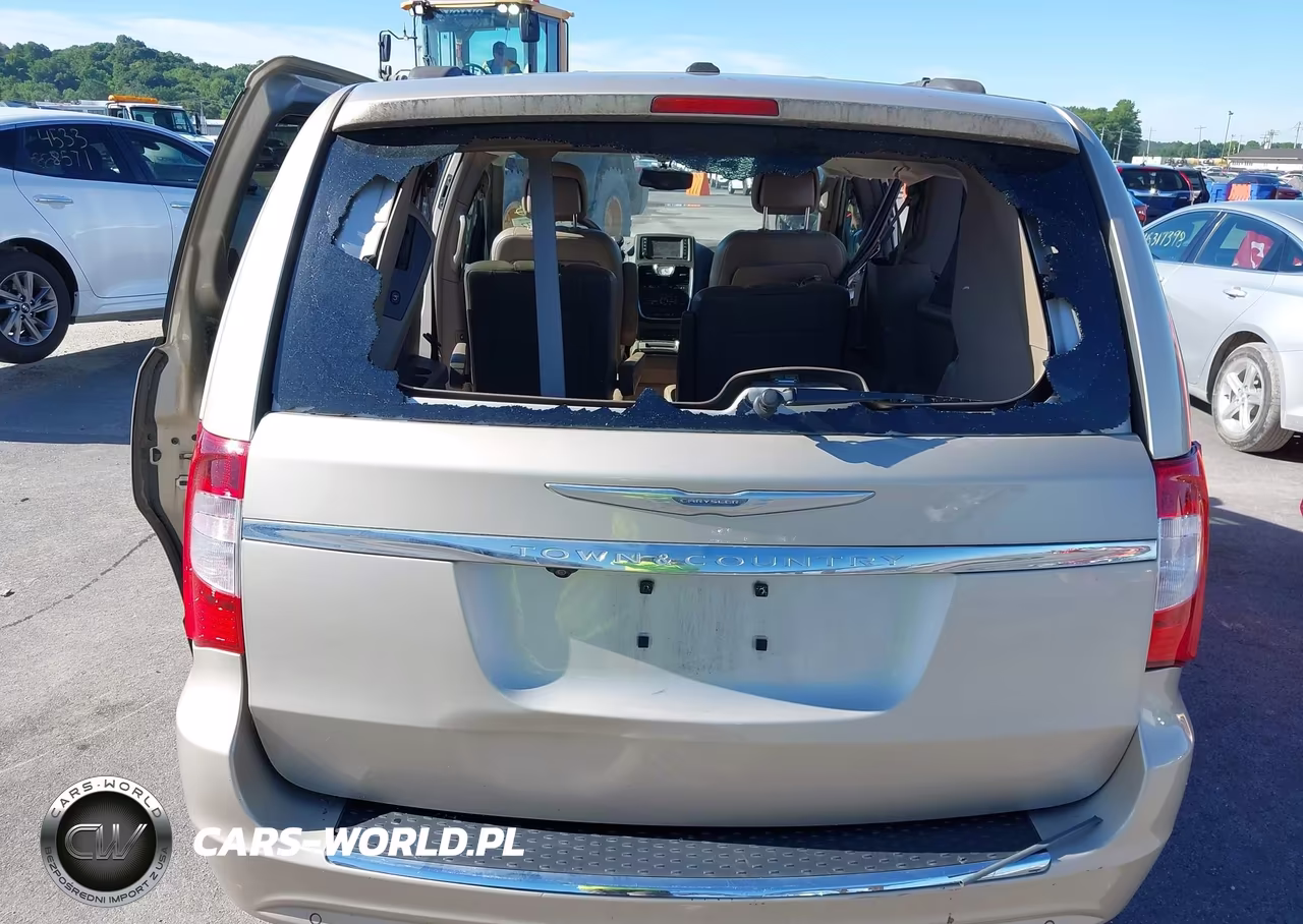 2013 Chrysler Town & Country Touring-L VIN:2C4RC1CG3DR537860 - 6