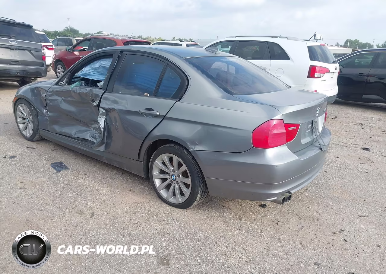 2011 BMW 328I VIN:WBAPH7G50BNM59484 - 3