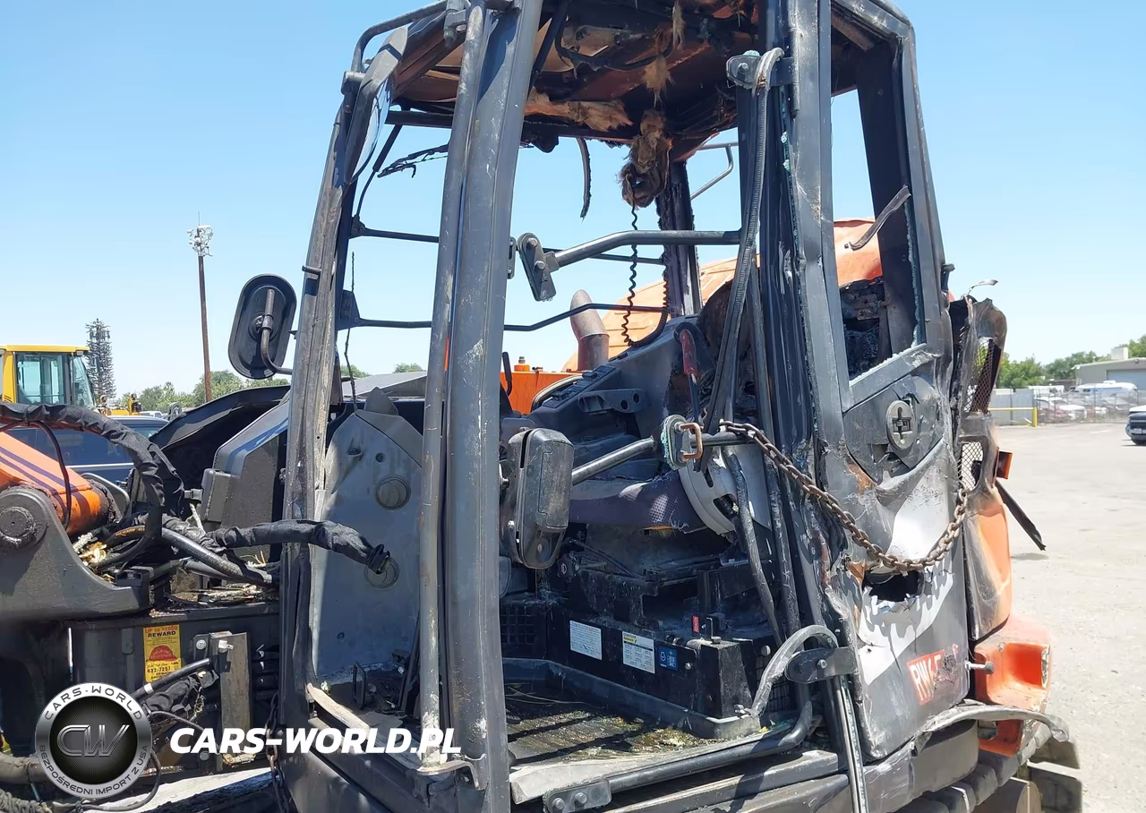 2019 Hitachi Zx85-5 Compact Excavator VIN:HCMDEF60C00019233 - 5