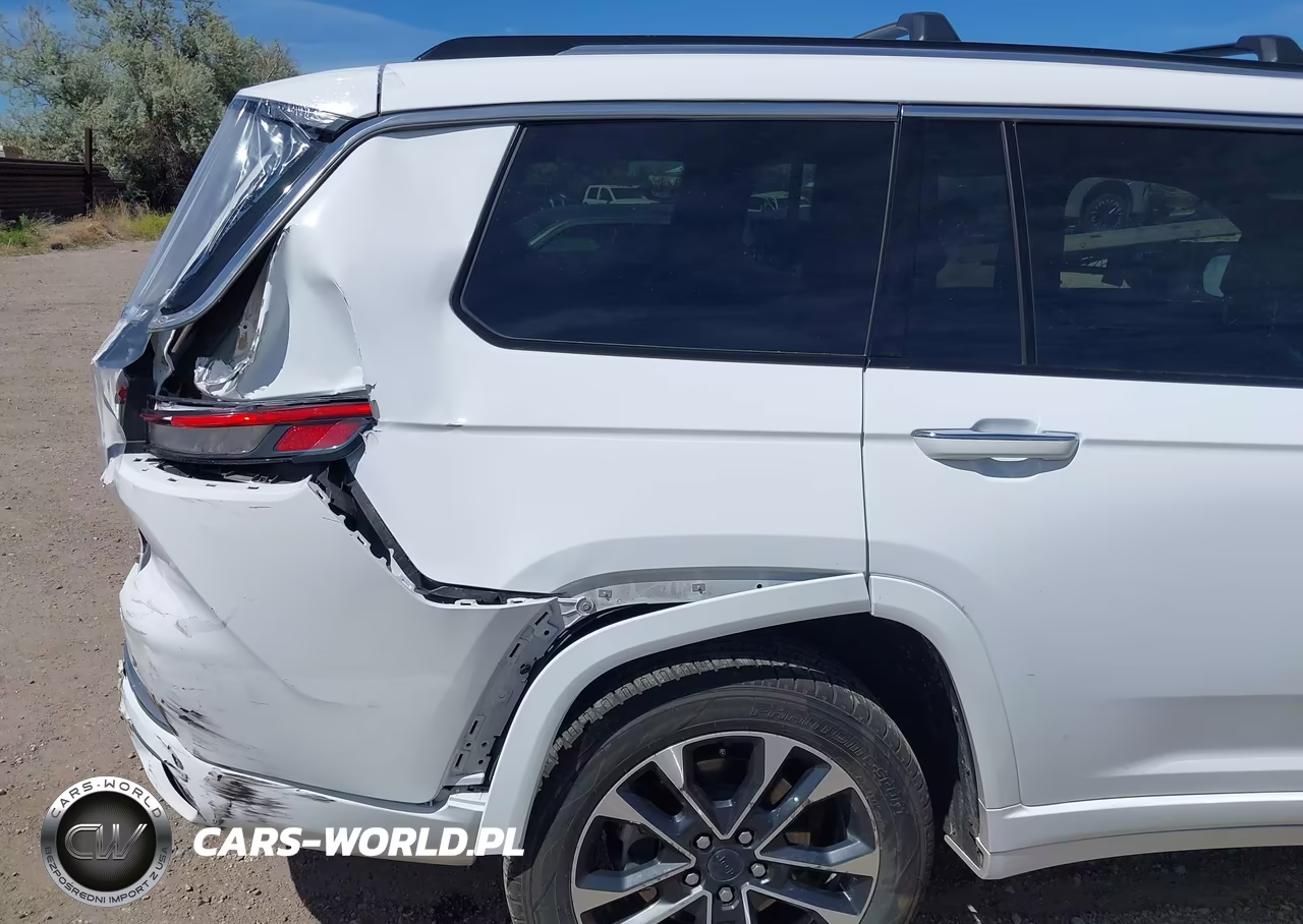 2023 Jeep Grand Cherokee L Overland 4X4 VIN:1C4RJKDG5P8801445 - 6