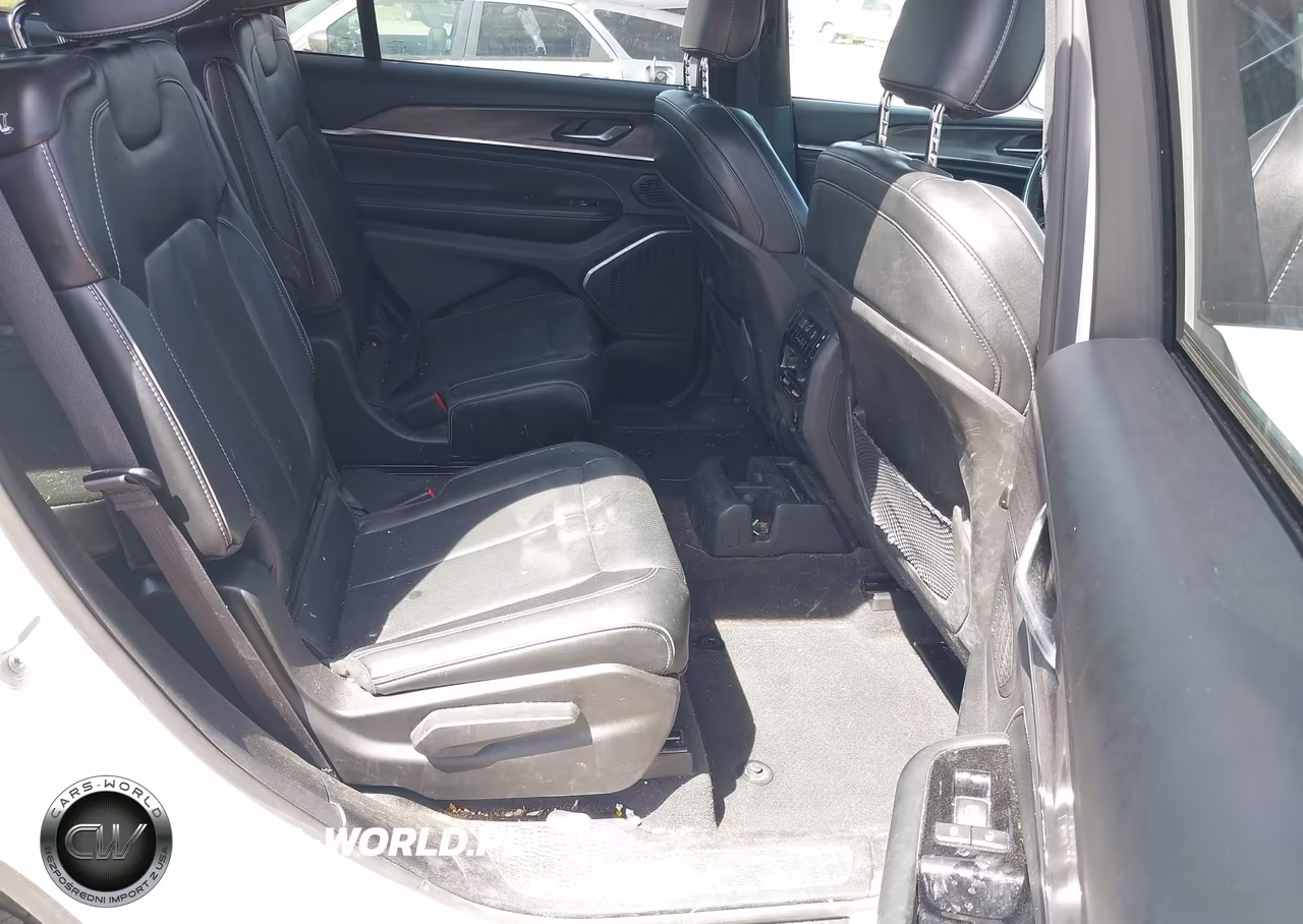 2023 Jeep Grand Cherokee L Overland 4X4 VIN:1C4RJKDG5P8801445 - 8