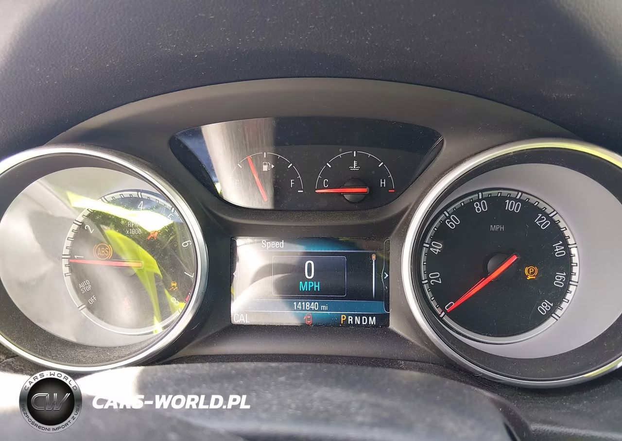 2018 Buick Regal Tourx Preferred VIN:W04GU8SX6J1096637 - 7