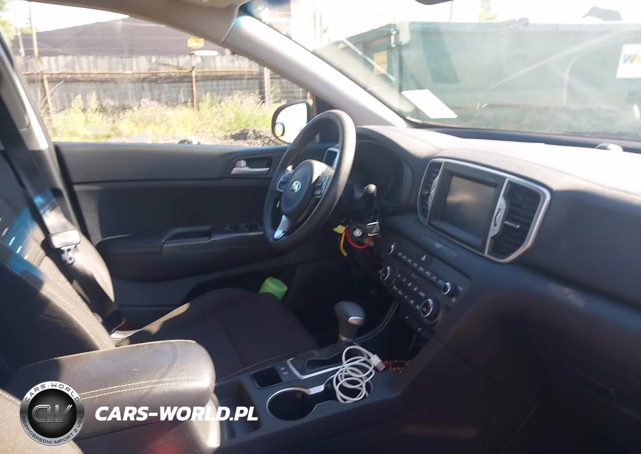 2018 Kia Sportage Lx VIN:KNDPM3AC6J7473388 - 5