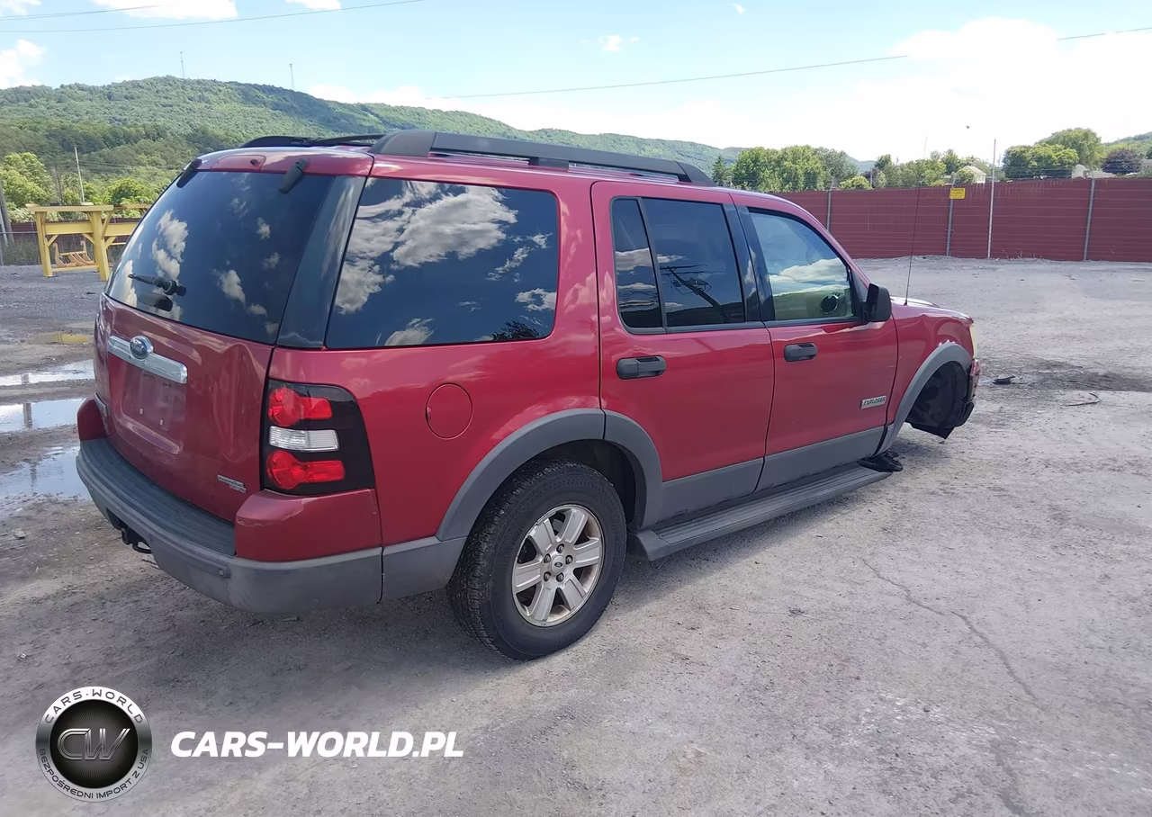 2006 Ford Explorer Xlt VIN:1FMEU73E96UA67588 - 4