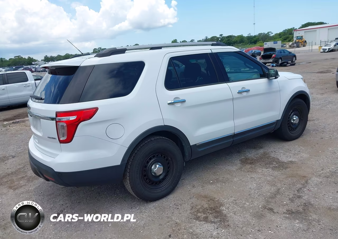 2015 Ford Explorer Xlt VIN:1FM5K7D8XFGB94640 - 4