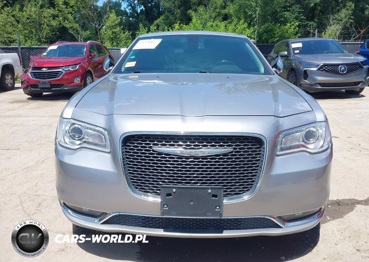 2017 Chrysler 300C VIN:2C3CCAEG0HH552237 - 12