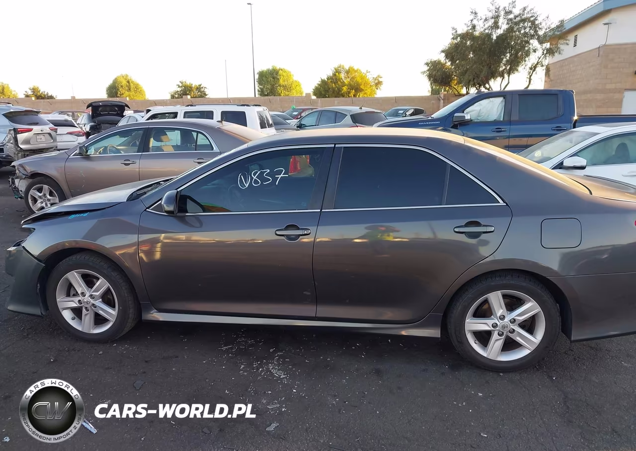 2013 Toyota Camry Se VIN:4T1BF1FK6DU244106 - 14