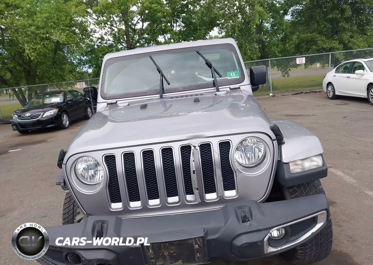 2018 Jeep Wrangler Unlimited Sahara 4X4 VIN:1C4HJXEGXJW127304 - 12