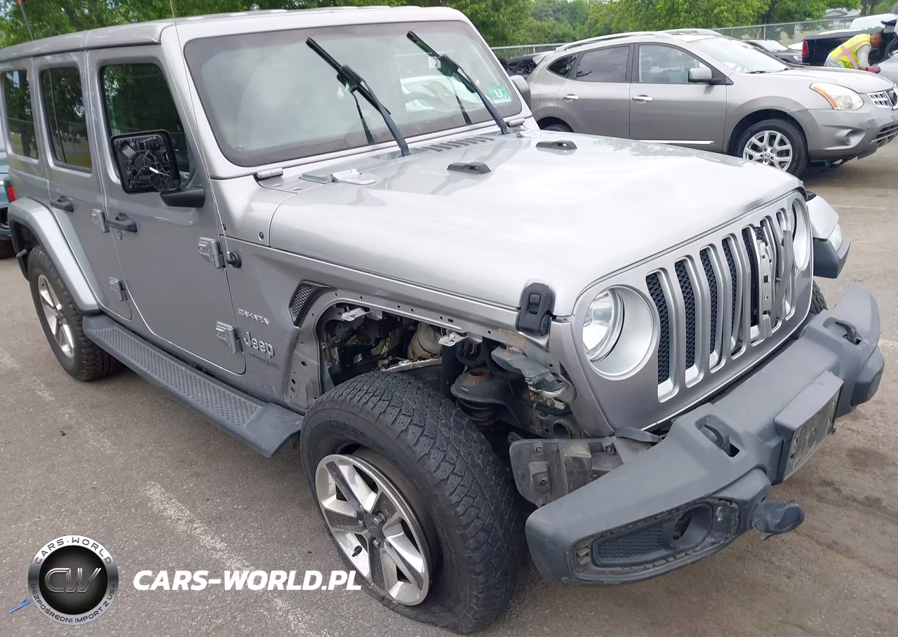 2018 Jeep Wrangler Unlimited Sahara 4X4 VIN:1C4HJXEGXJW127304 - 6