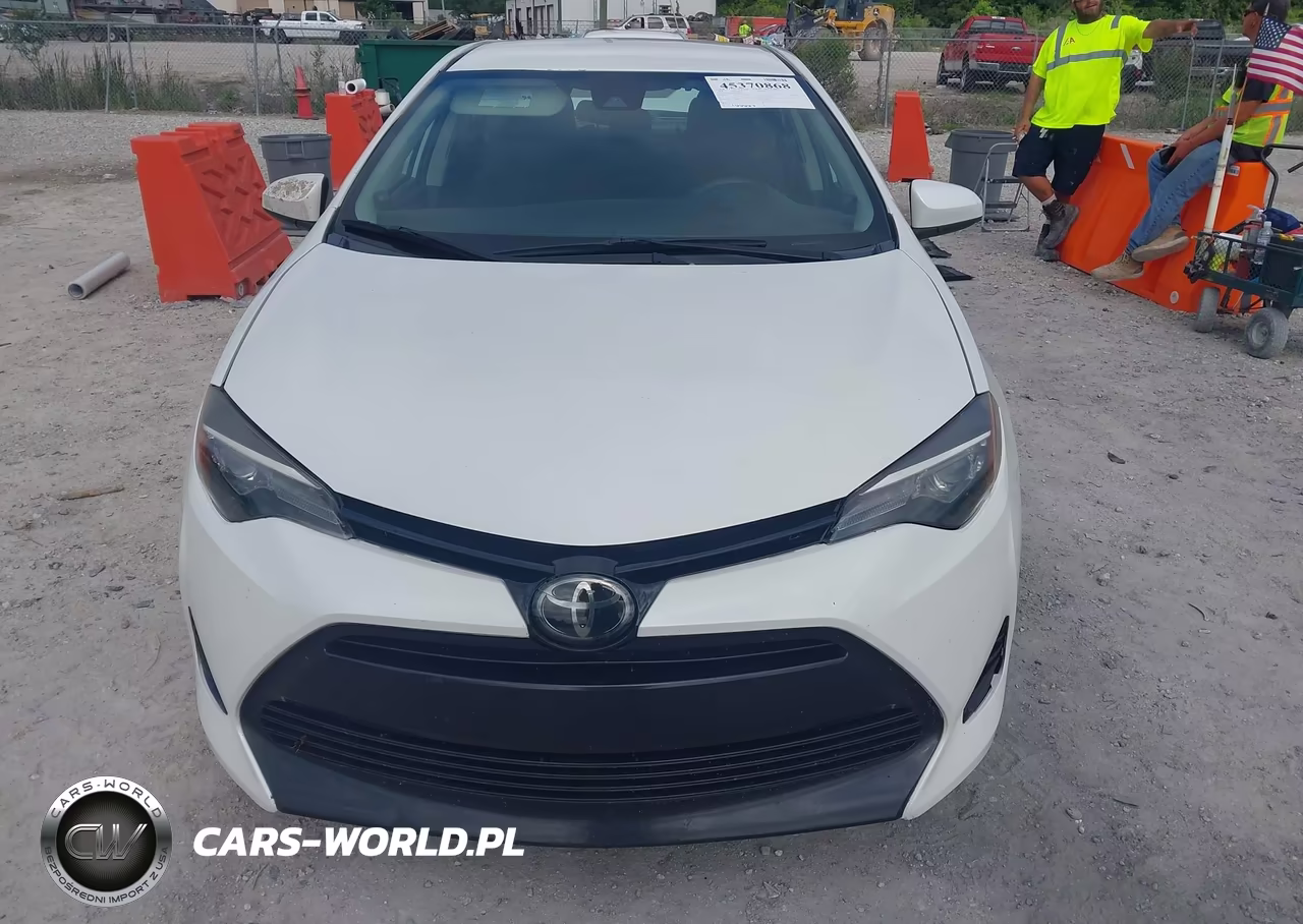 2018 Toyota Corolla Le Eco VIN:5YFBPRHE8JP750343 - 12