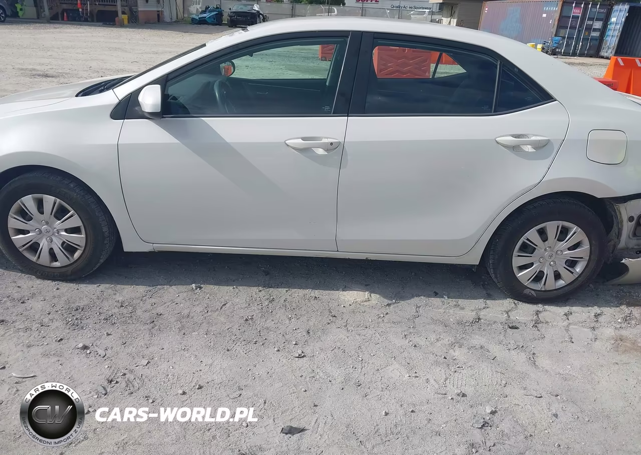 2018 Toyota Corolla Le Eco VIN:5YFBPRHE8JP750343 - 14