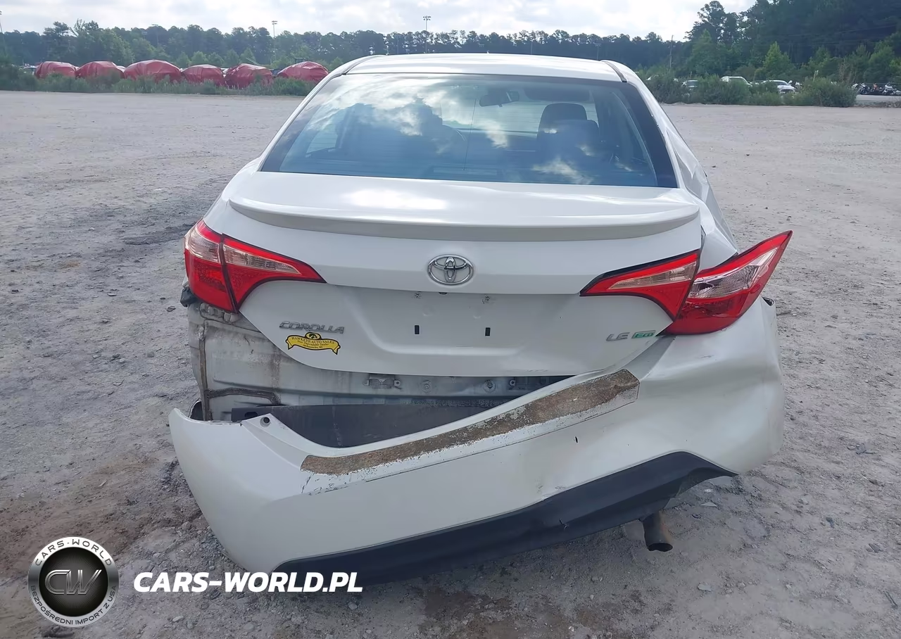 2018 Toyota Corolla Le Eco VIN:5YFBPRHE8JP750343 - 16