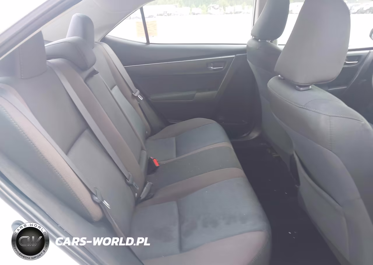 2018 Toyota Corolla Le Eco VIN:5YFBPRHE8JP750343 - 8
