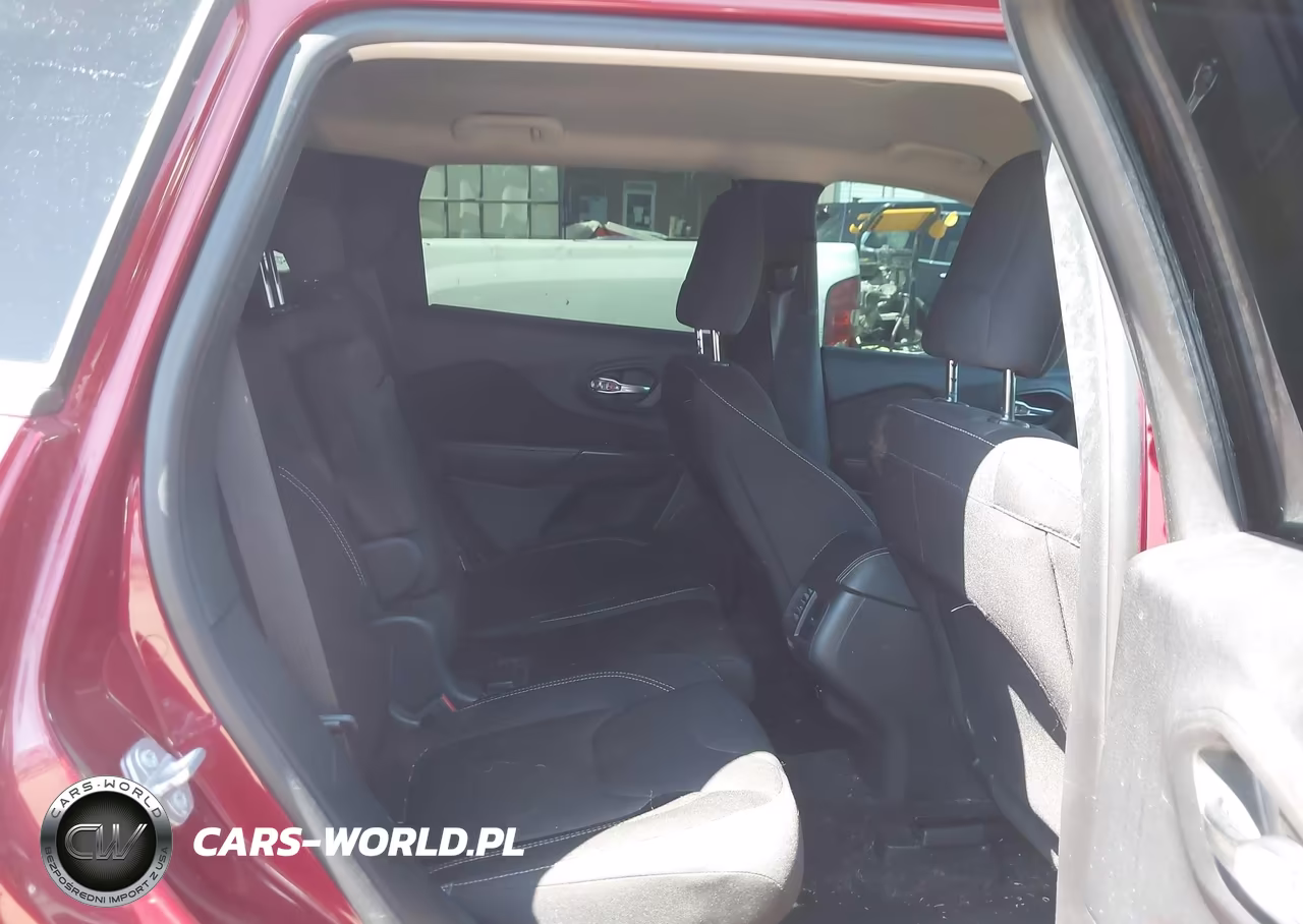 2017 Jeep Cherokee Latitude Fwd VIN:1C4PJLCB6HW549155 - 8