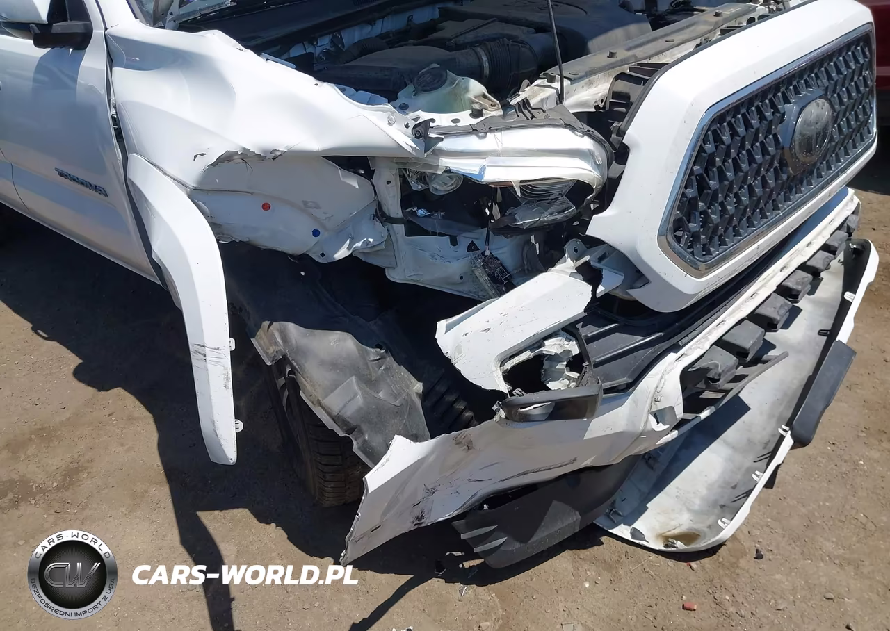 2018 Toyota Tacoma Trd Sport VIN:3TMAZ5CN0JM065461 - 6